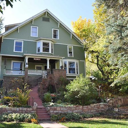 Avenue Hotel Bed And Breakfast マニトゥー・スプリングス エクステリア 写真
